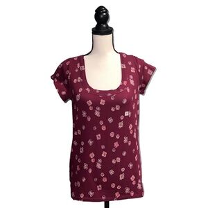 loft- maroon floral tee shirt